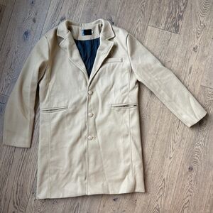 Elegant Tan Trench Coat for Men